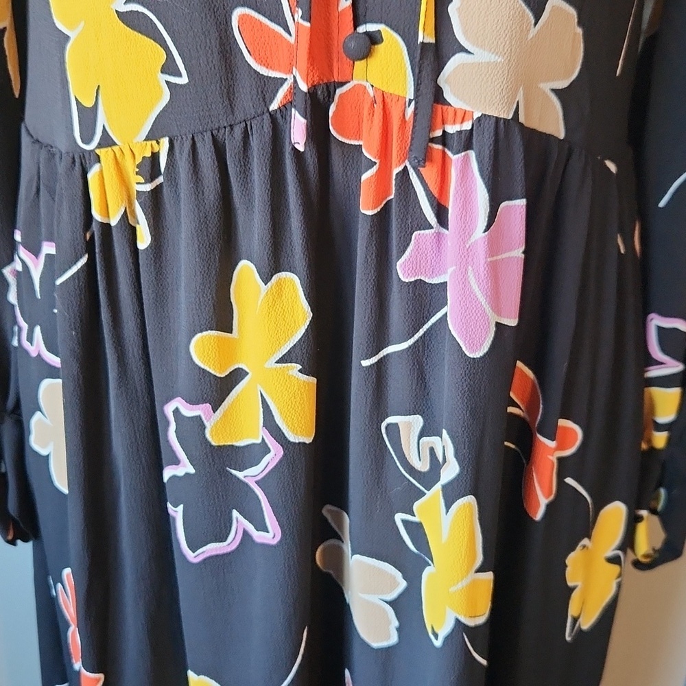 Ted Baker London Yviee Chuck Ruffle Long Sleeve Floral Midi Dress in Black - Picture 4 of 14